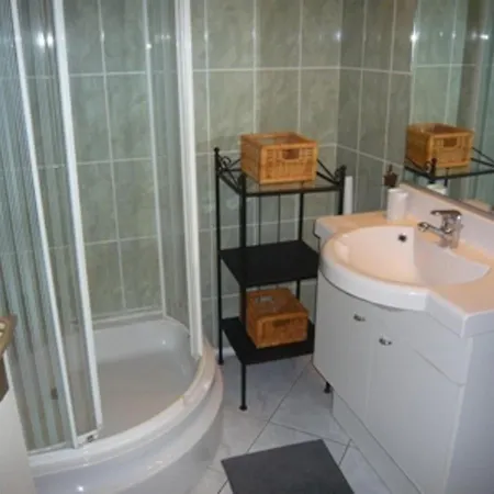 App T2 Avec Piscine, 4 Pers, Port Camargue, Proche - Fr-1-731-10 Appartement